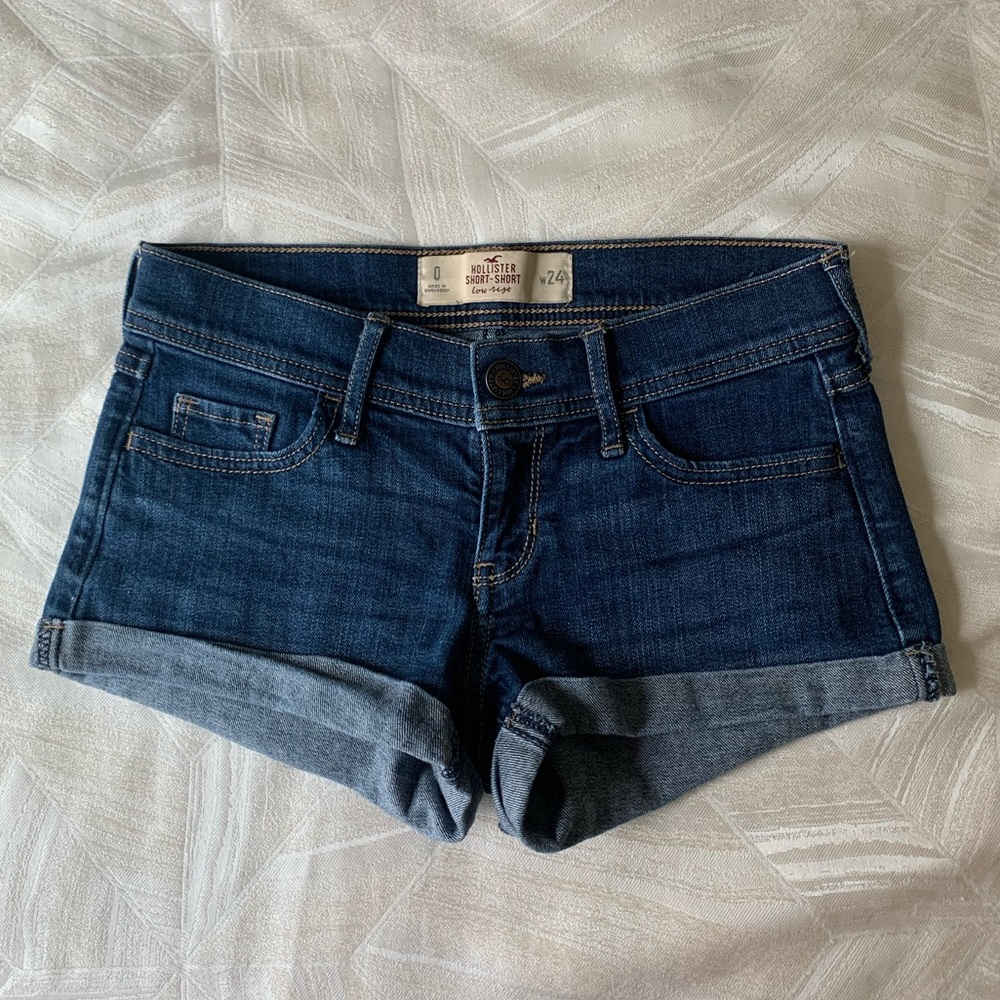 Hollister shorts ❀